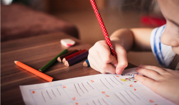 Ecole Montessori Paris : un enseignement alternatif à découvrir absolument